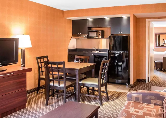 The Woodlands Inn